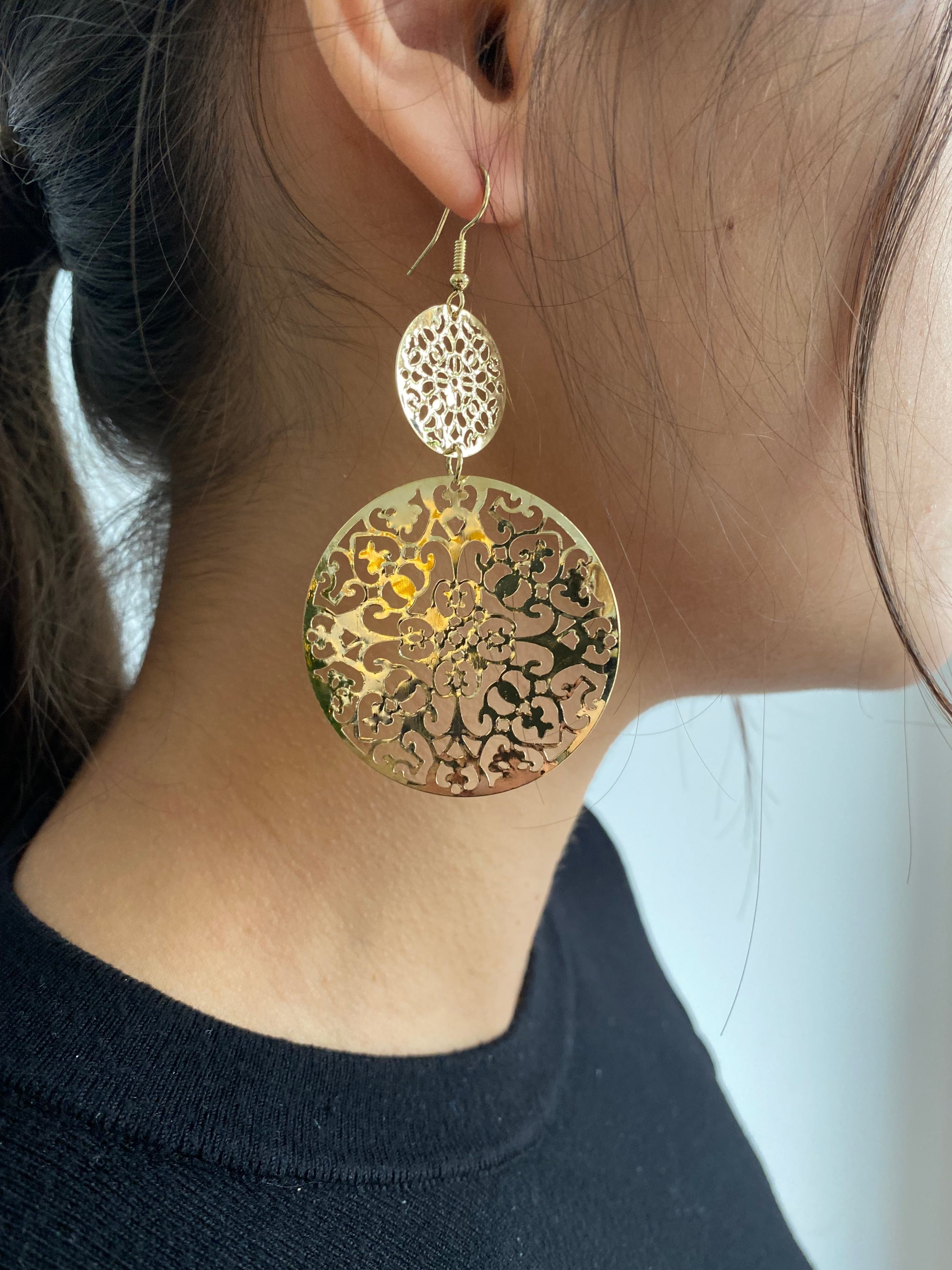pair of dangling filigree earrings